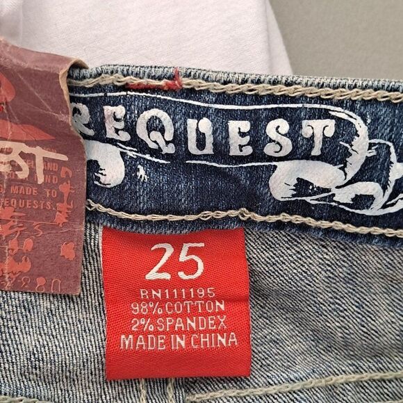 Request Juniors Capris NWT - Picture 5 of 8